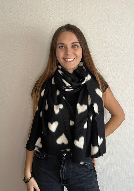 Écharpe imprimée coeur noir