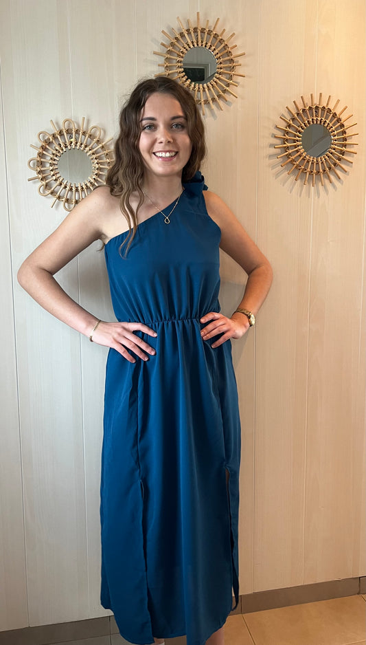 Robe à nouer sur l’épaule