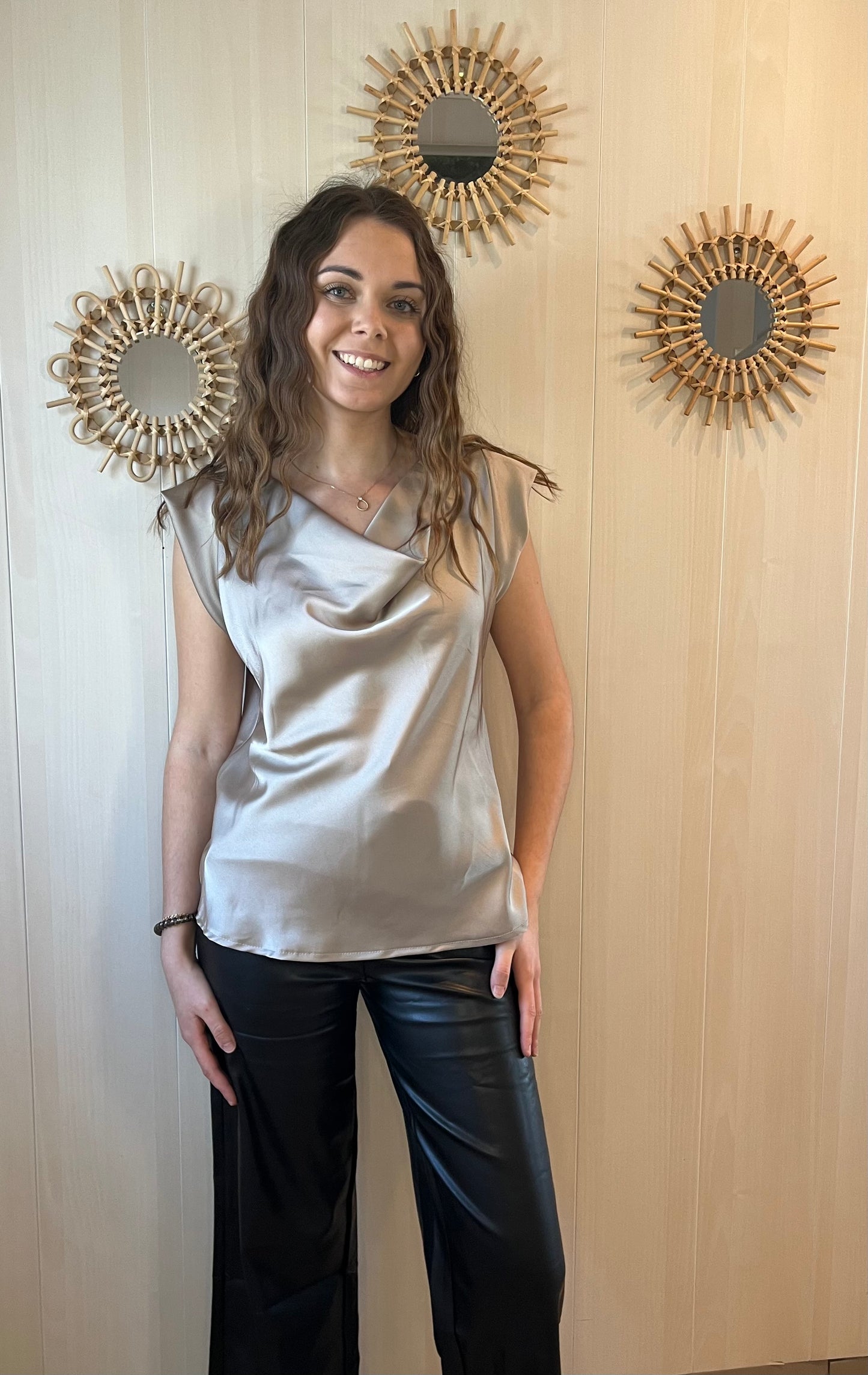 Top en satin beige
