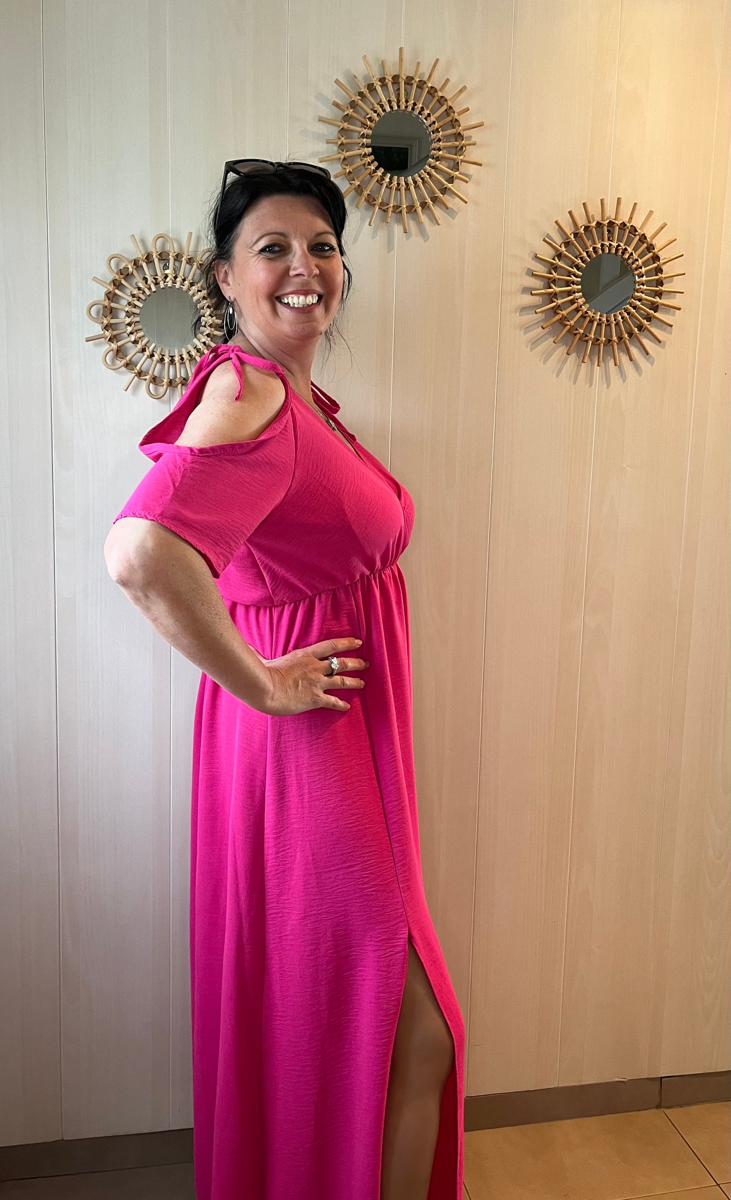 Robe épaules dénudées fuchsia
